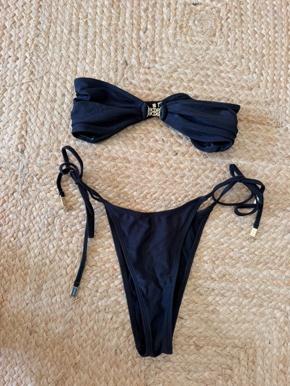 De Rococo Black Bikini - Picture 2 of 5
